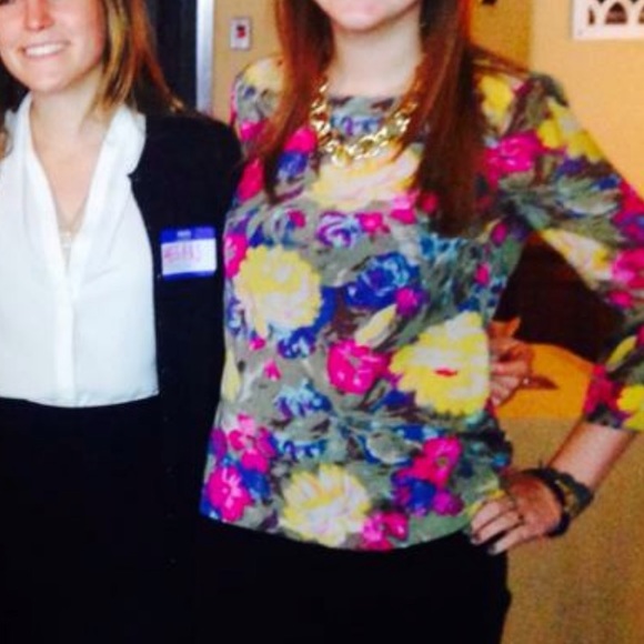 J. Crew | Floral Fitted Blouse - Picture 5 of 8